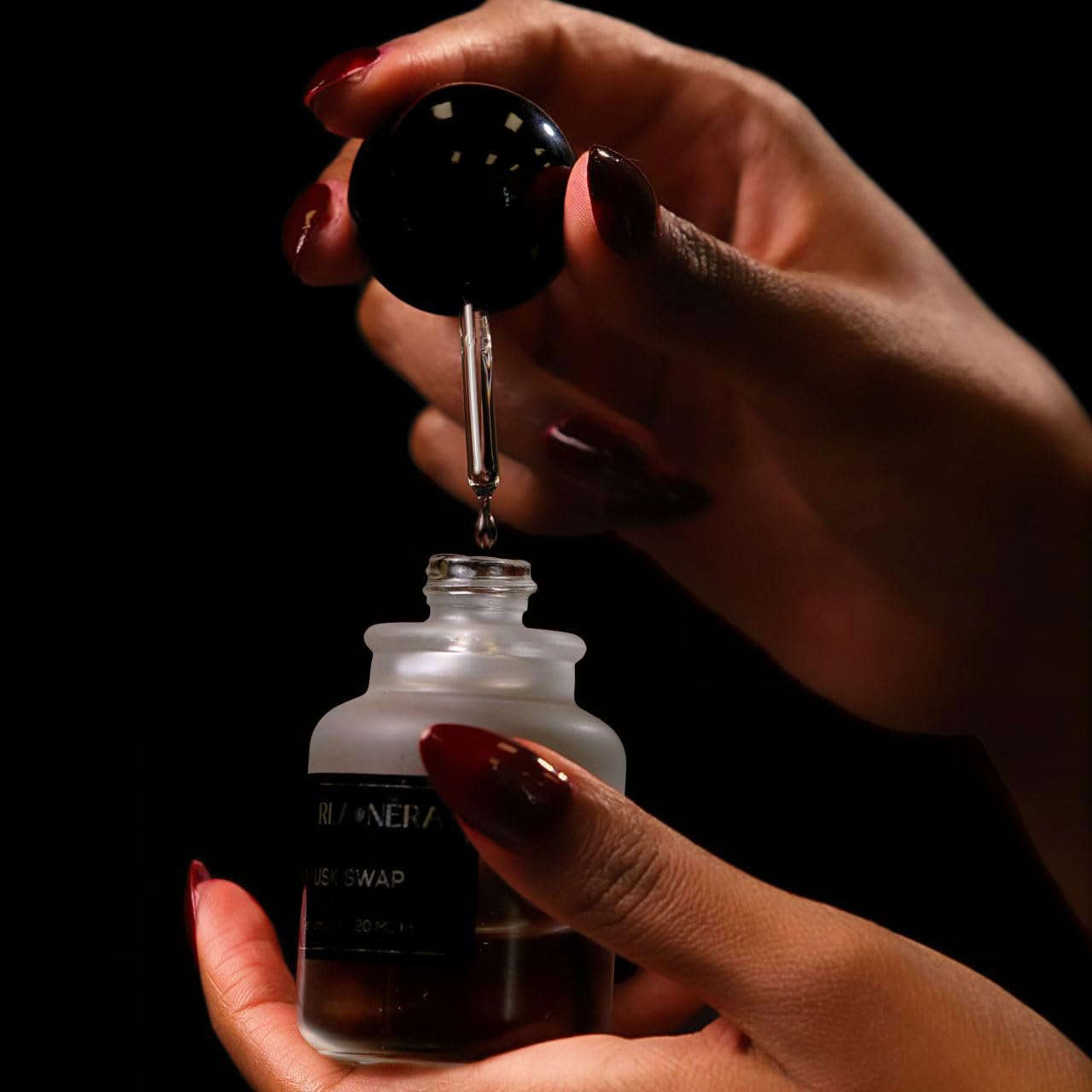 PEARLANERA OUD SWAP — Arabian Perfume Oil (Unisex) Inspired by PRIVATE OUD