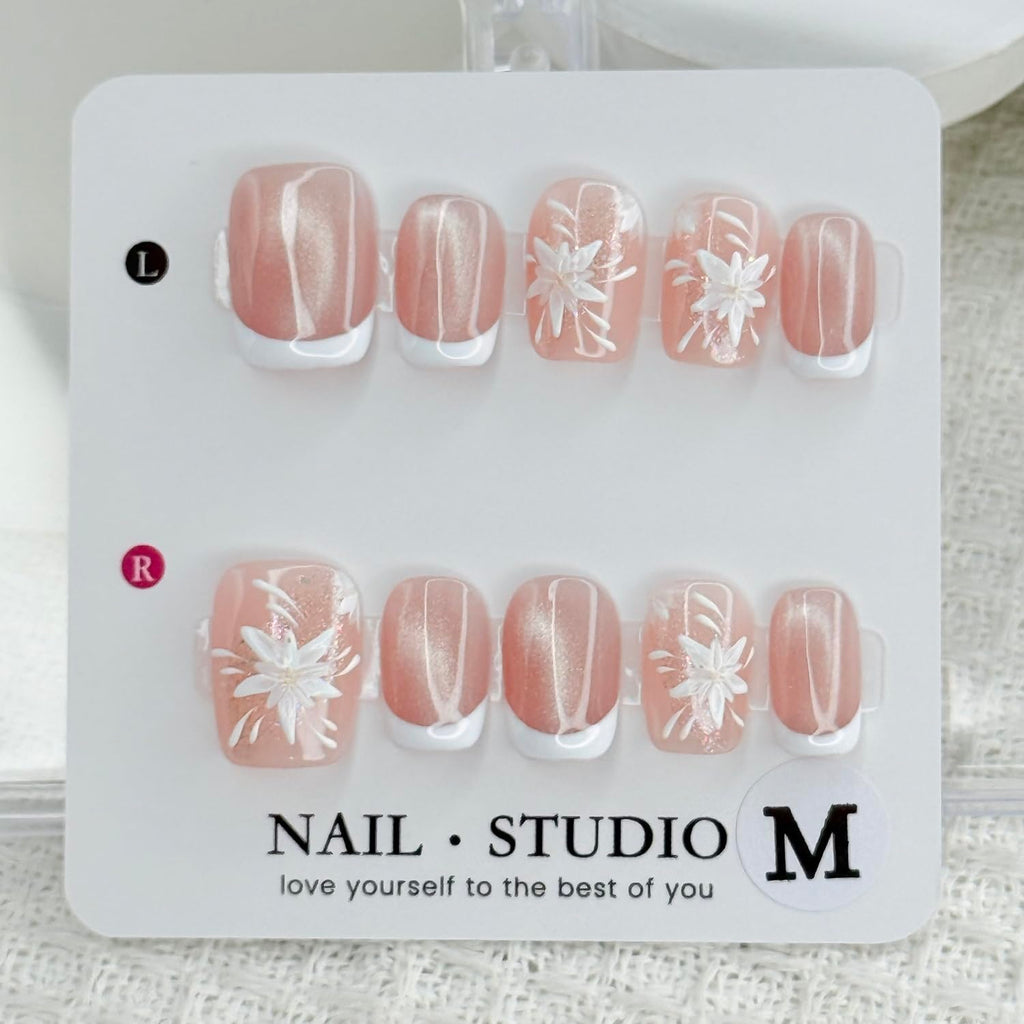 Handmade White French Press-On Nails with Flower Designs – Short Square Stick-On Nails (Size S)
