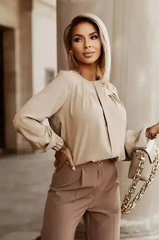 Pleated Neck Stretch Cuff Shirt