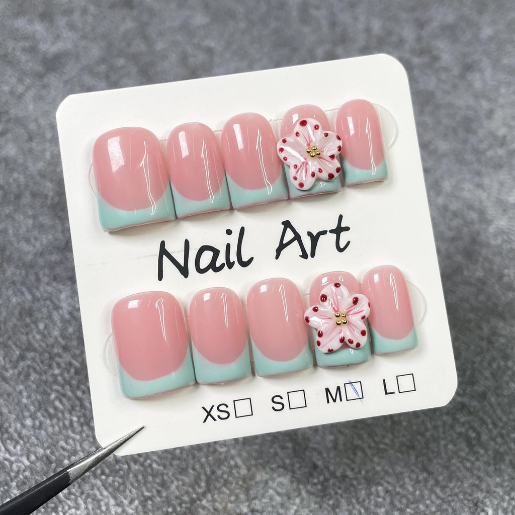 Qicaijia 3D Flower Press On Nails – Short Square Gel Nails with Green French Tip (Size M)