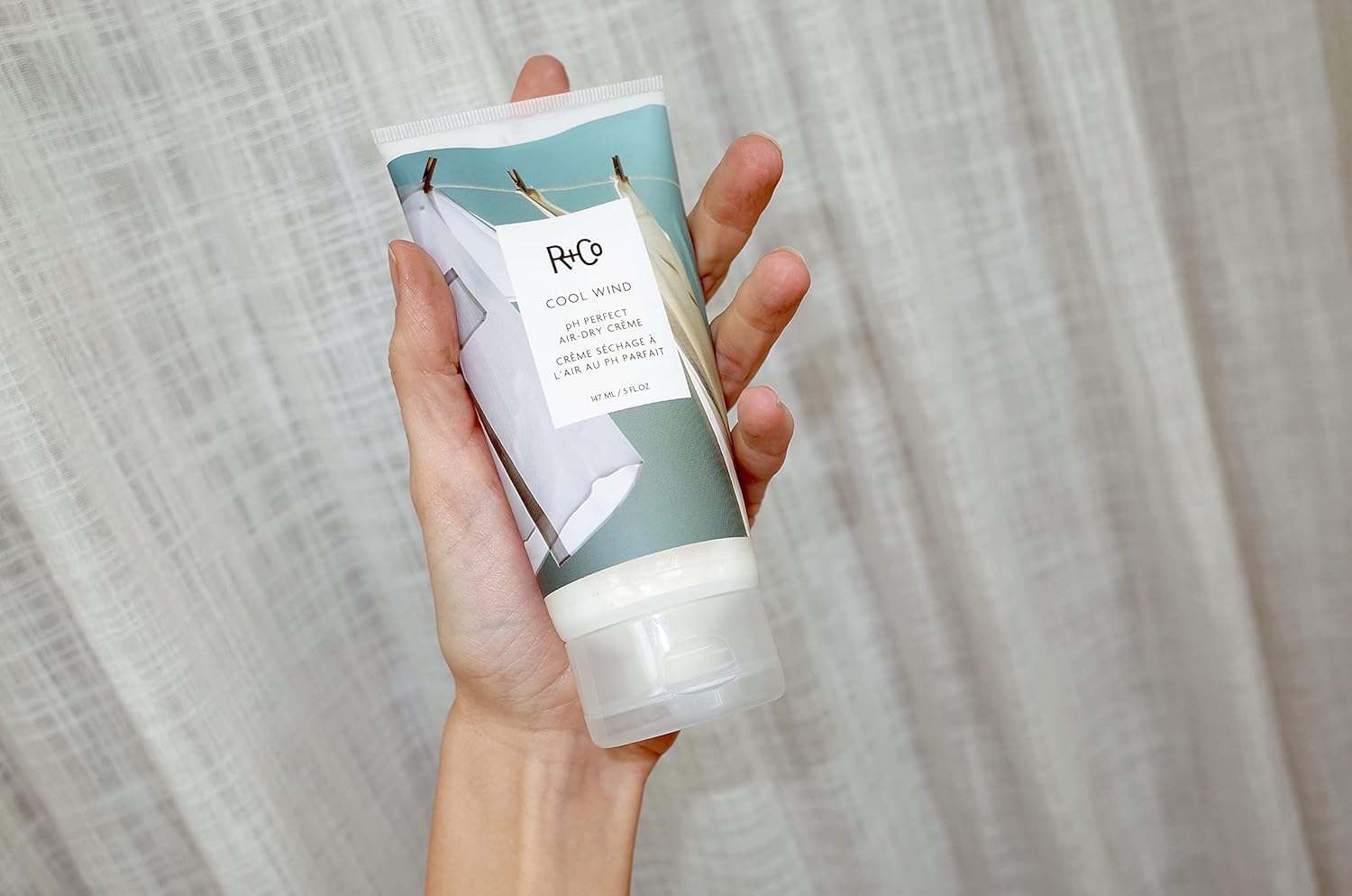 R+Co Cool Wind pH Perfect Air Dry Creme (5 oz) + Bonus Deluxe Sample (0.5 oz) | Hydrates, Tames, Softens | Vegan + Cruelty-Free