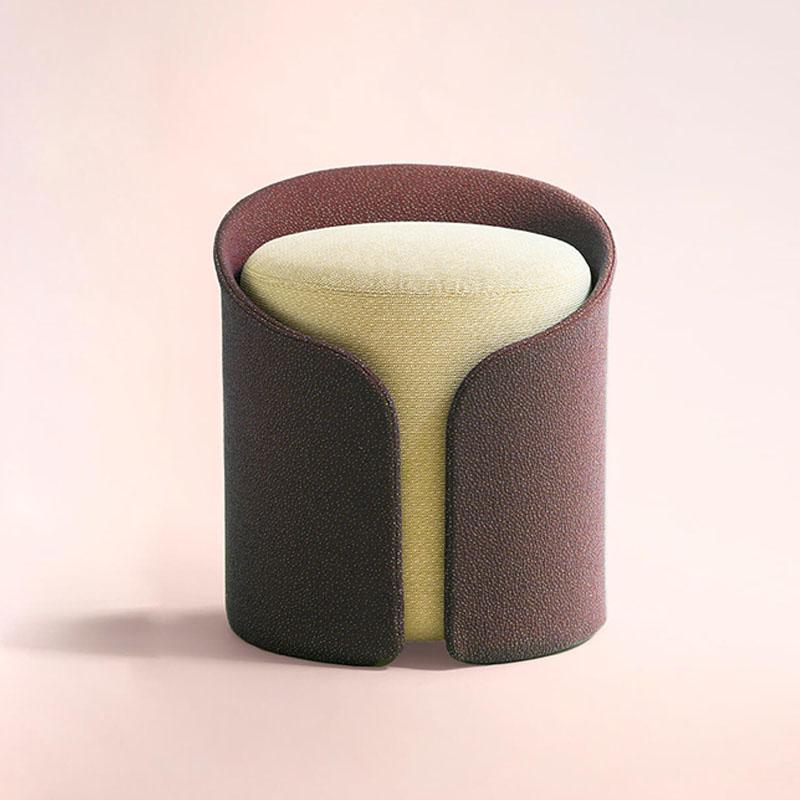 R1203 Alien Footstool