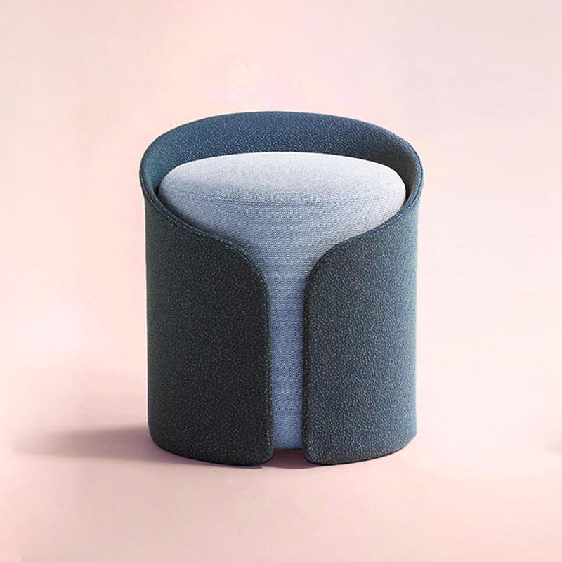 R1203 Alien Footstool