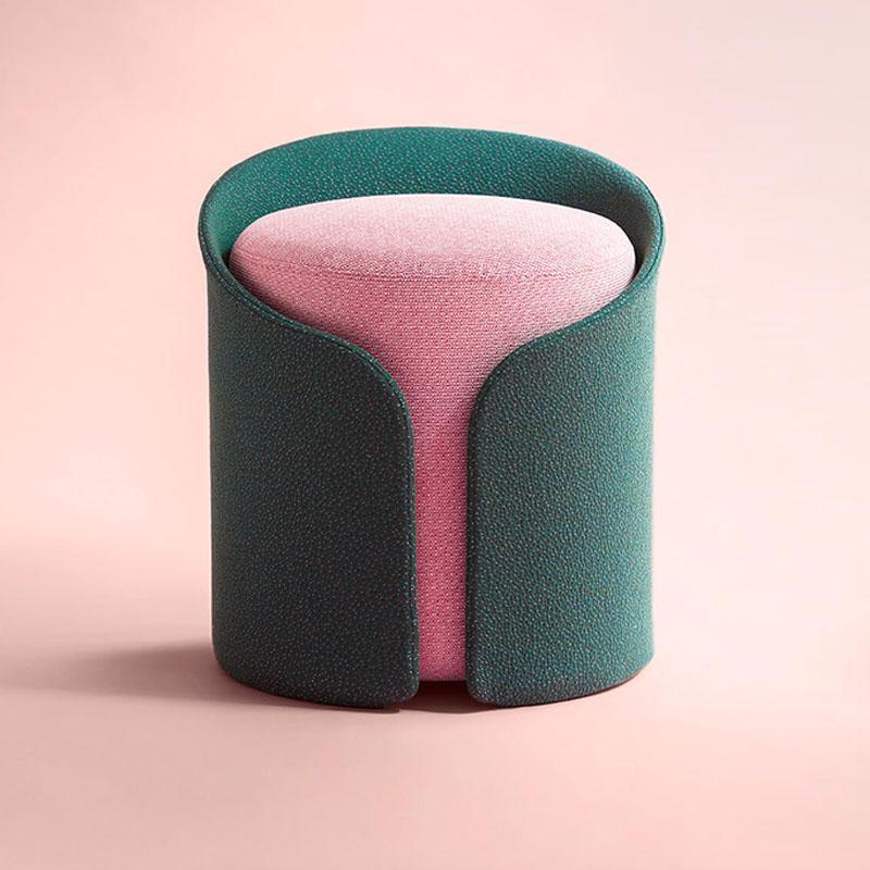 R1203 Alien Footstool