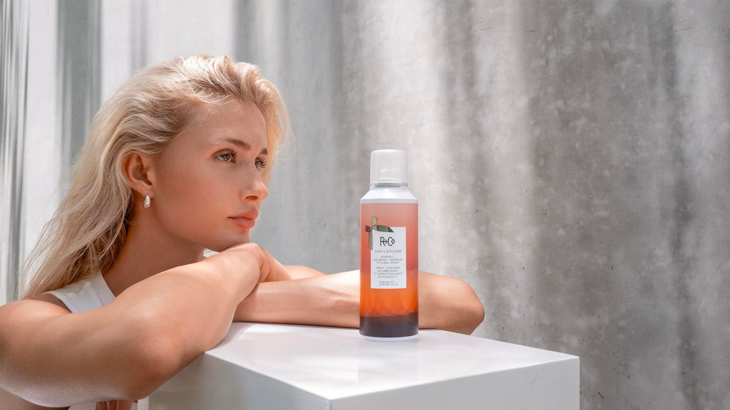 R+Co SUN CATCHER Power C Nourish + Refresh Styling Spray | Vitamin C Leave-In Mist, 450°F Heat Protection, UV + Pollution Shield | Hyaluronic Acid & Vegan Peptides | 5 oz