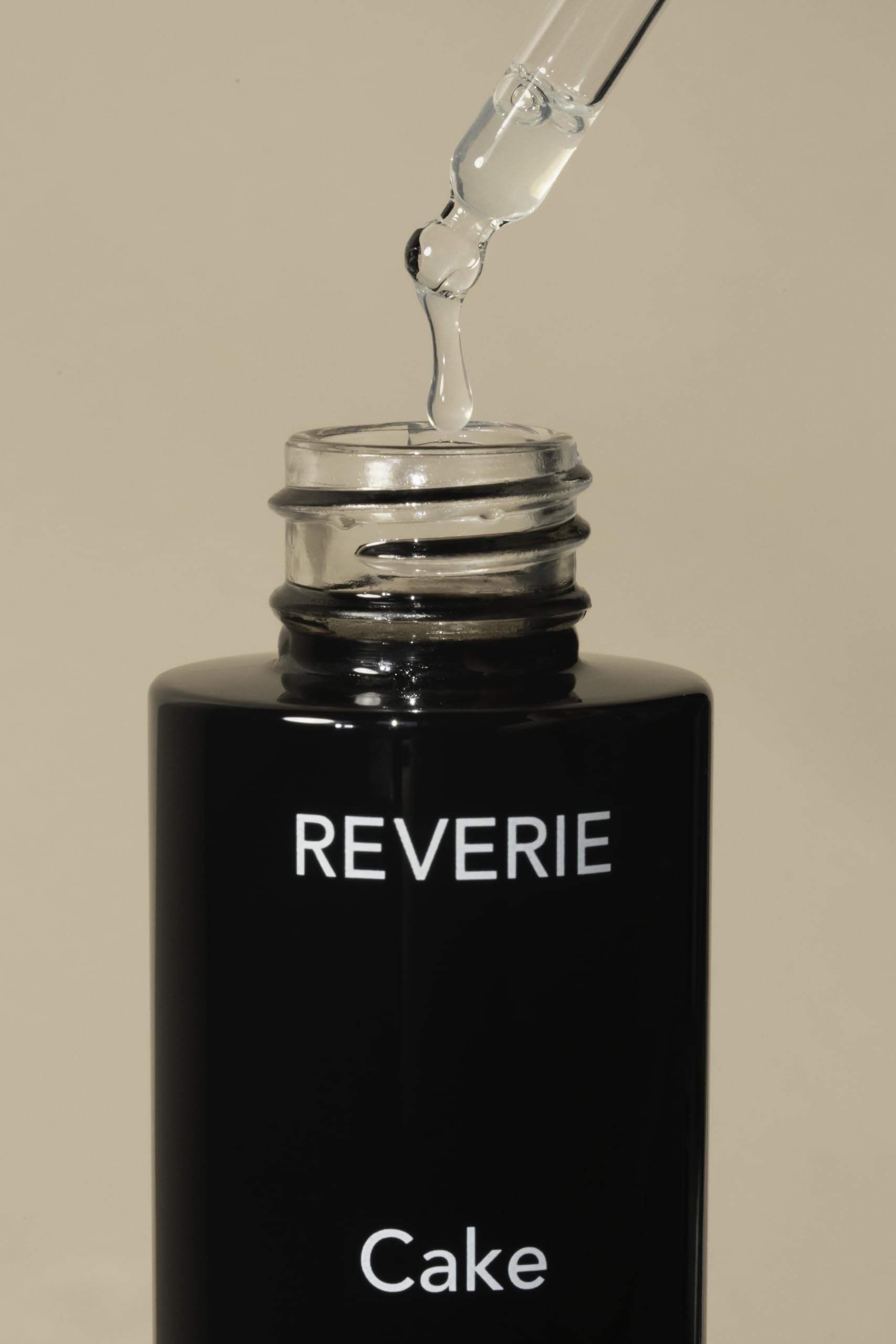 REVERIE Cake Restorative Scalp Tonic – Clean, Sulfate-Free & Color-Safe Hair Care (50 ml)