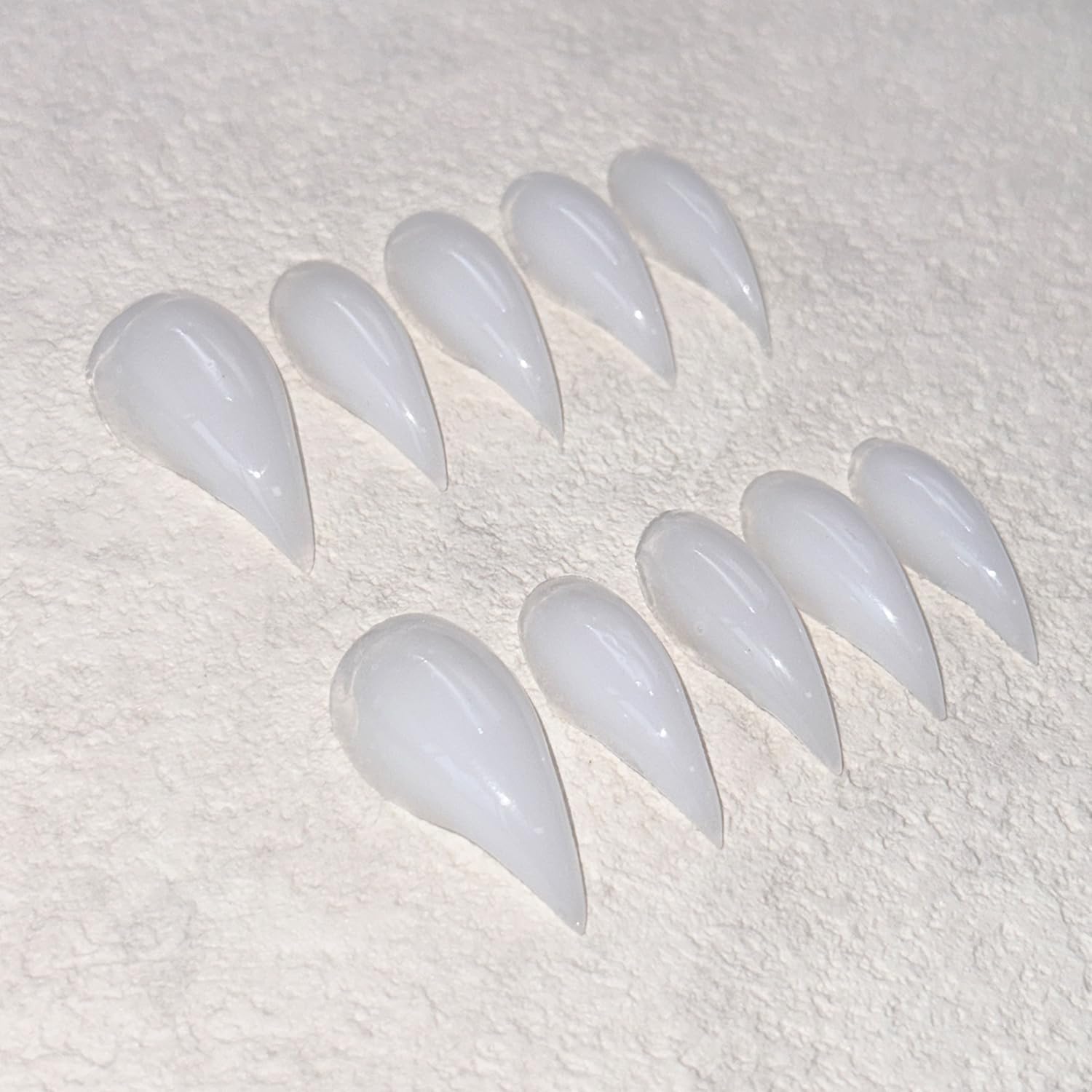 RIICFDD Halloween Press On Nails – 24 Pcs Box | Dragon Claw & Eagle Claw Design Short Curved Stiletto Goth Nails