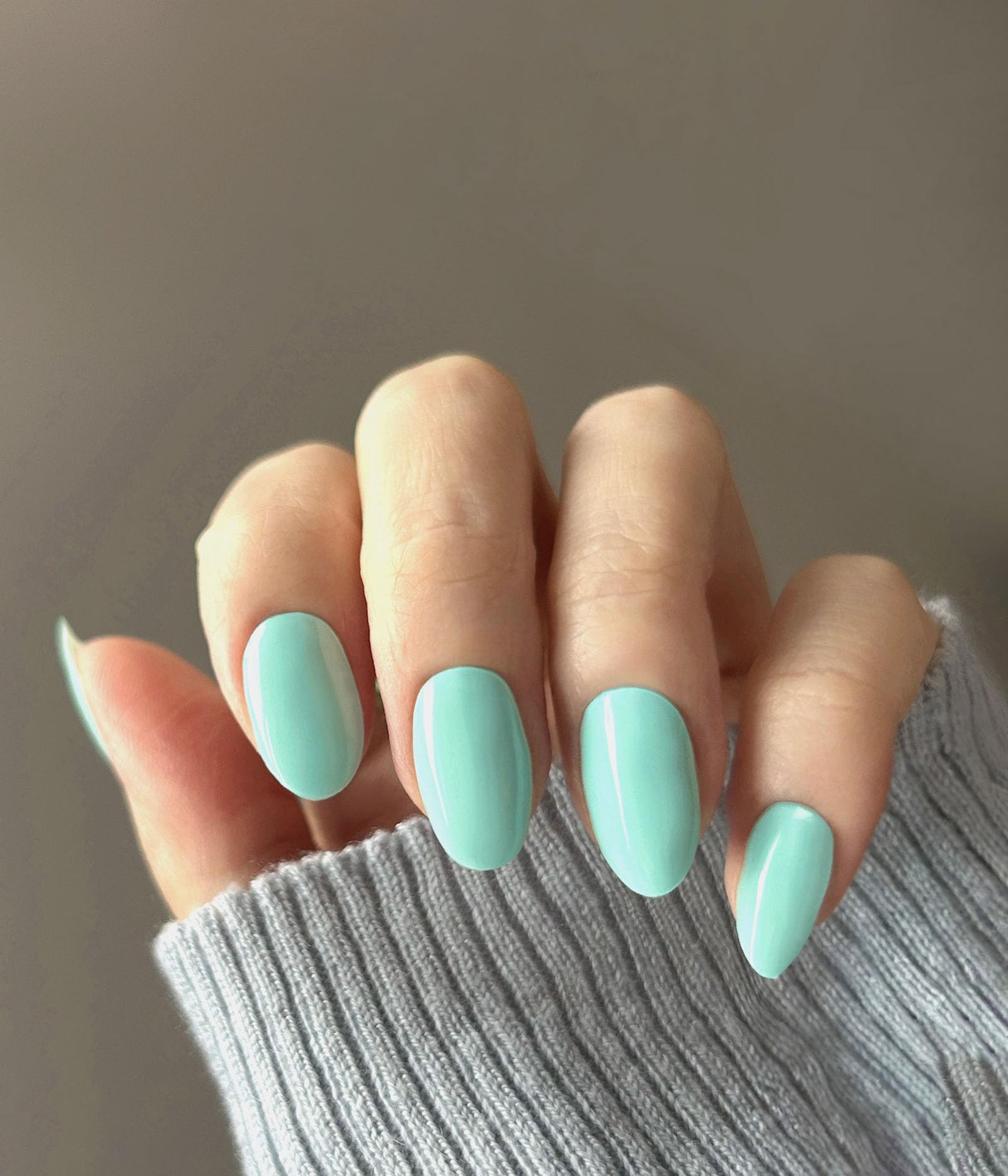 ruyeefam Nail Polish Strips – No UV Lamp Needed, 22 Pcs Mint Smoothie Green Gel Nail Wraps