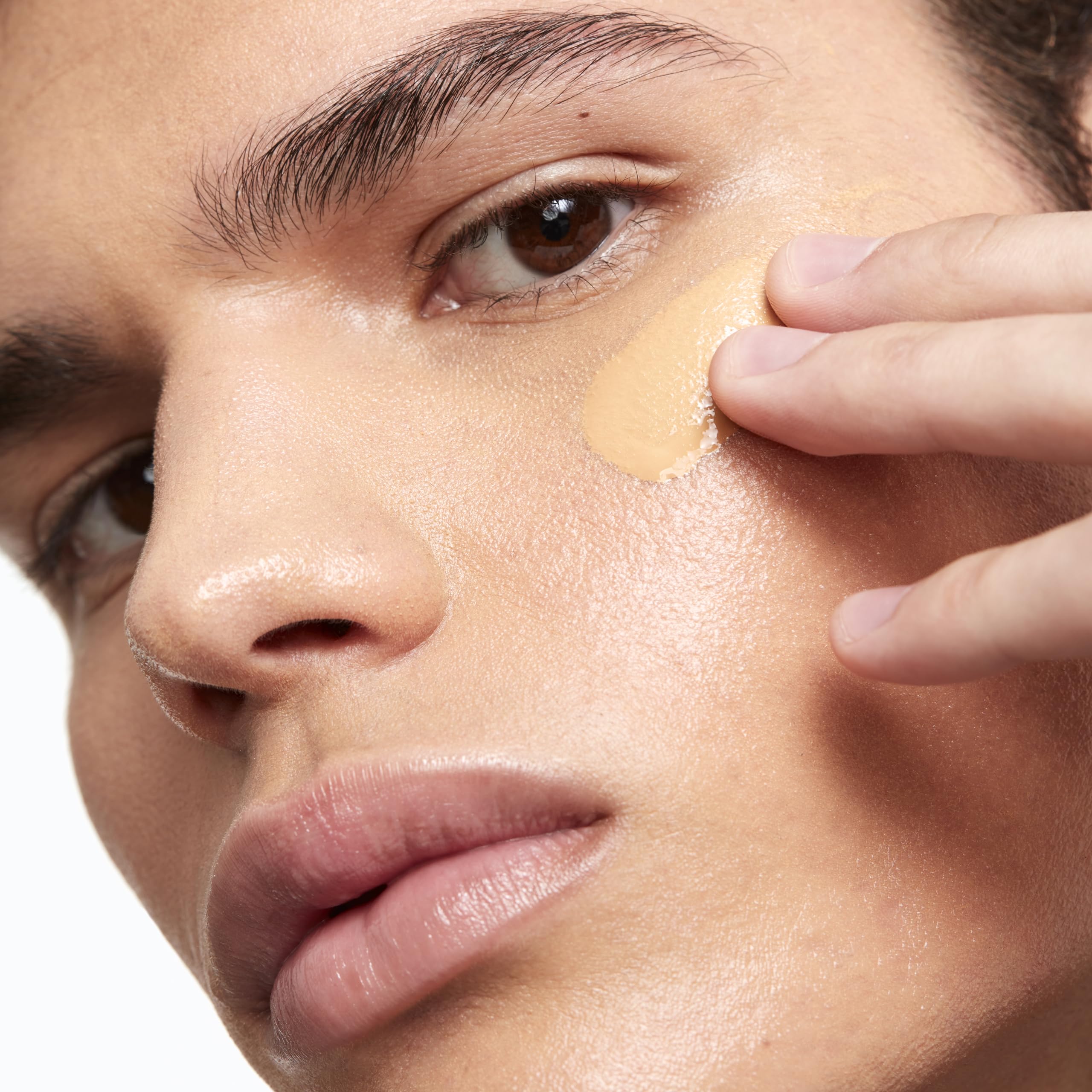 Saie Glowy Super Skin Tint – Weightless Dewy Foundation with Hyaluronic Acid, Shade 16