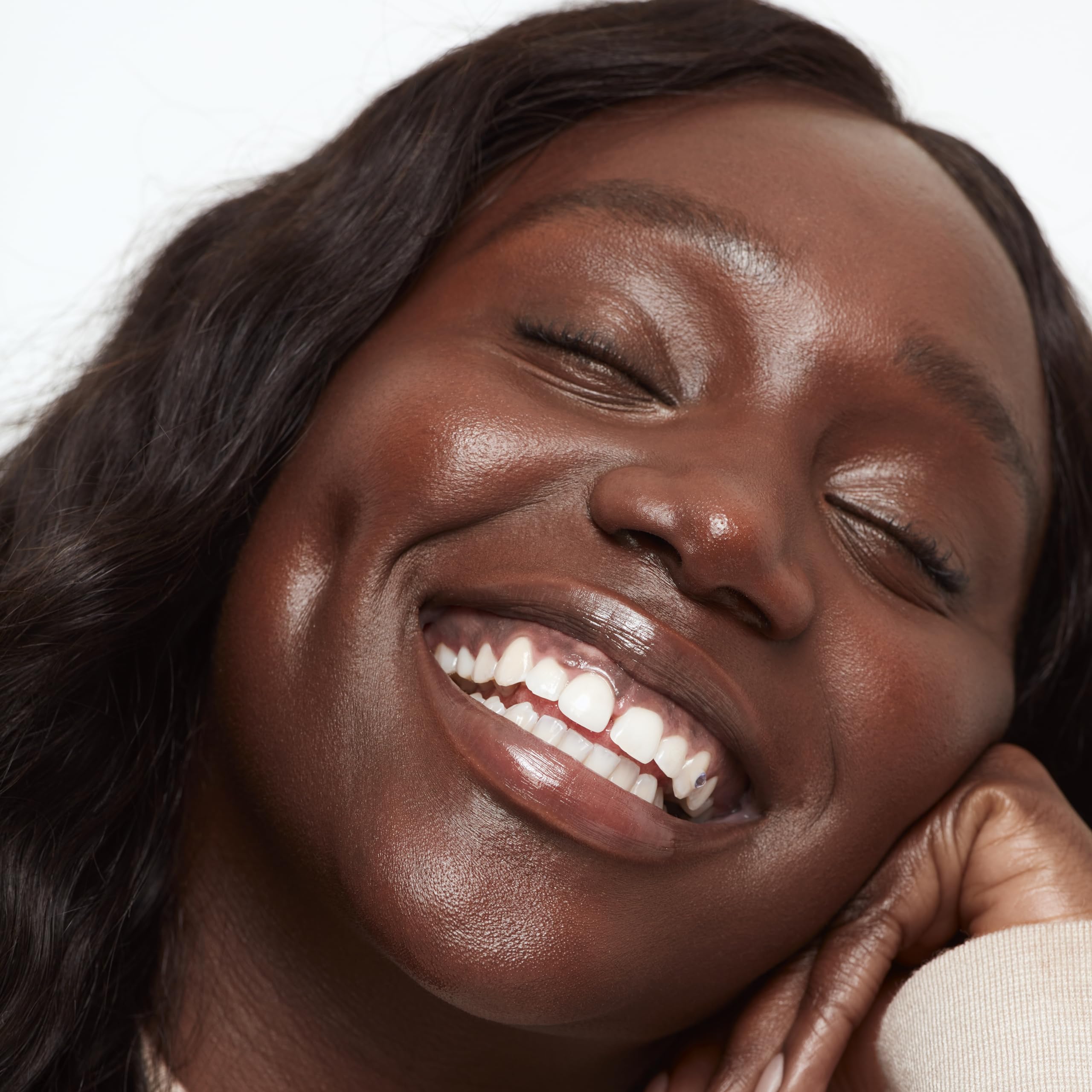 Saie Glowy Super Skin Tint – Weightless Dewy Foundation with Hyaluronic Acid (Shade 34)