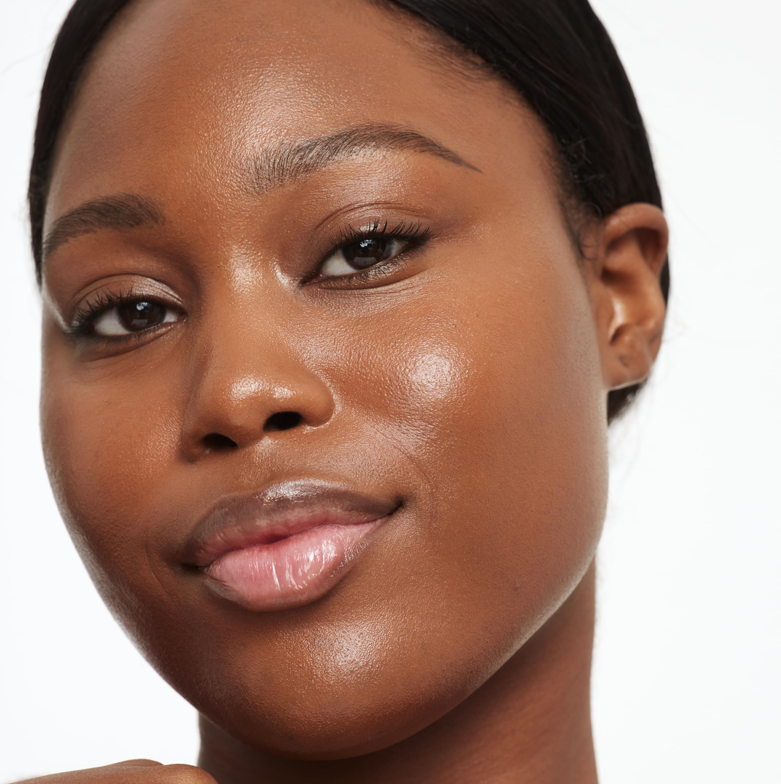 Saie Glowy Super Skin Tint Foundation – Weightless, Dewy Coverage (Shade 27)