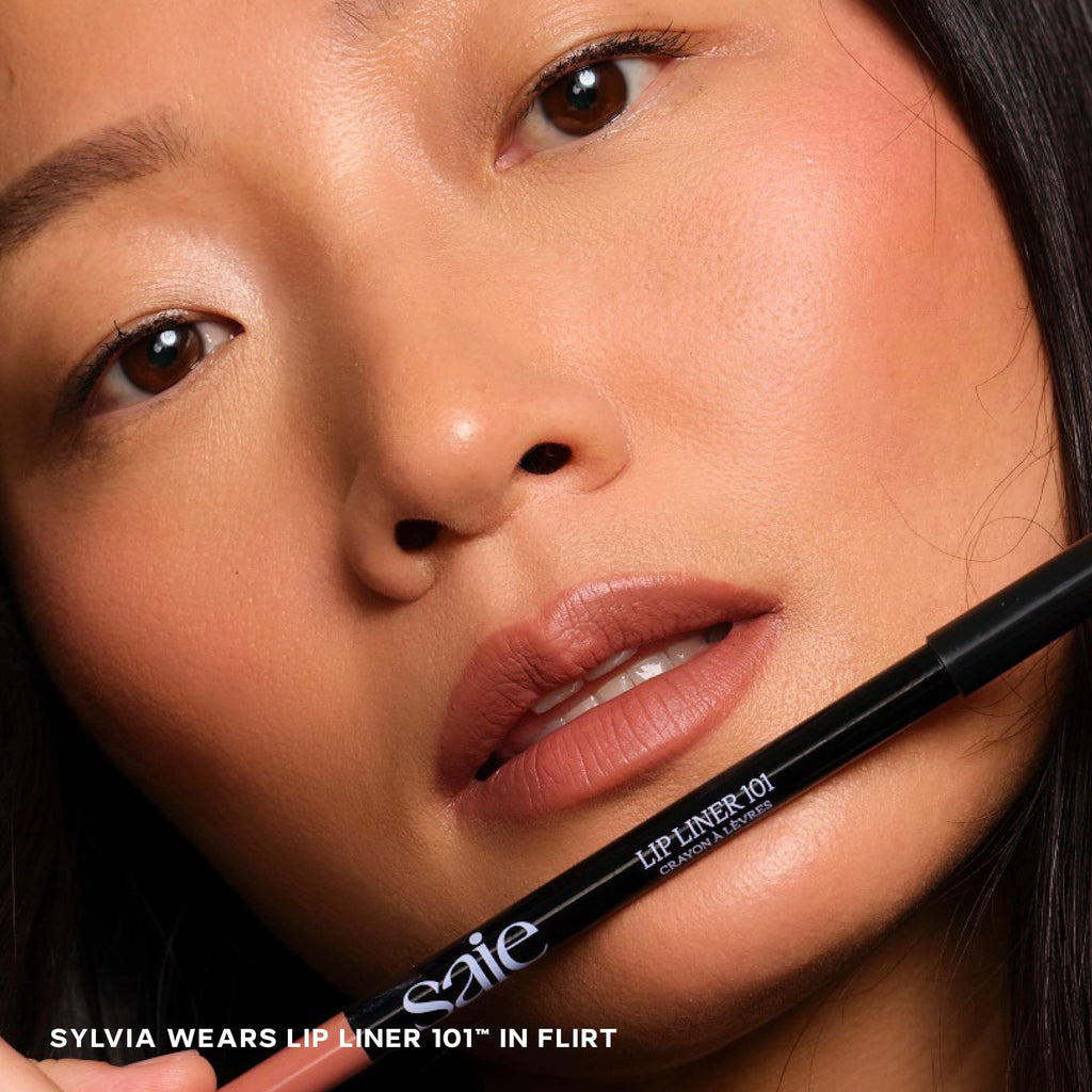 Saie Lip Liner 101 – Creamy Soft Matte Pencil with Shea Butter & Jojoba Oil (Flirt)