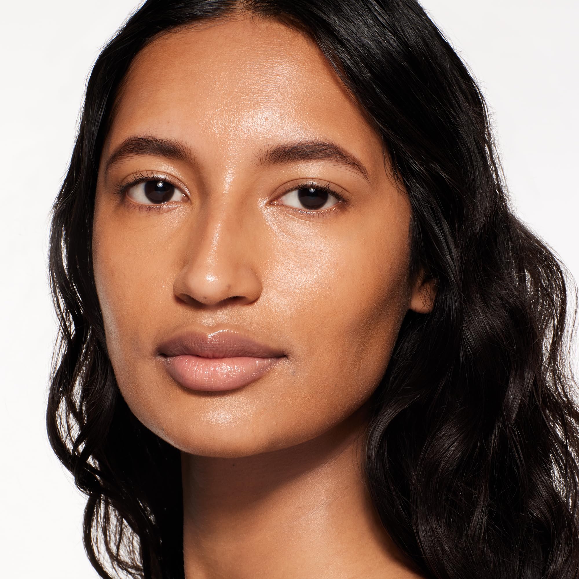 Shiseido RevitalEssence Skin Glow Foundation SPF 30 – 410 Sunstone | Buildable Medium Coverage