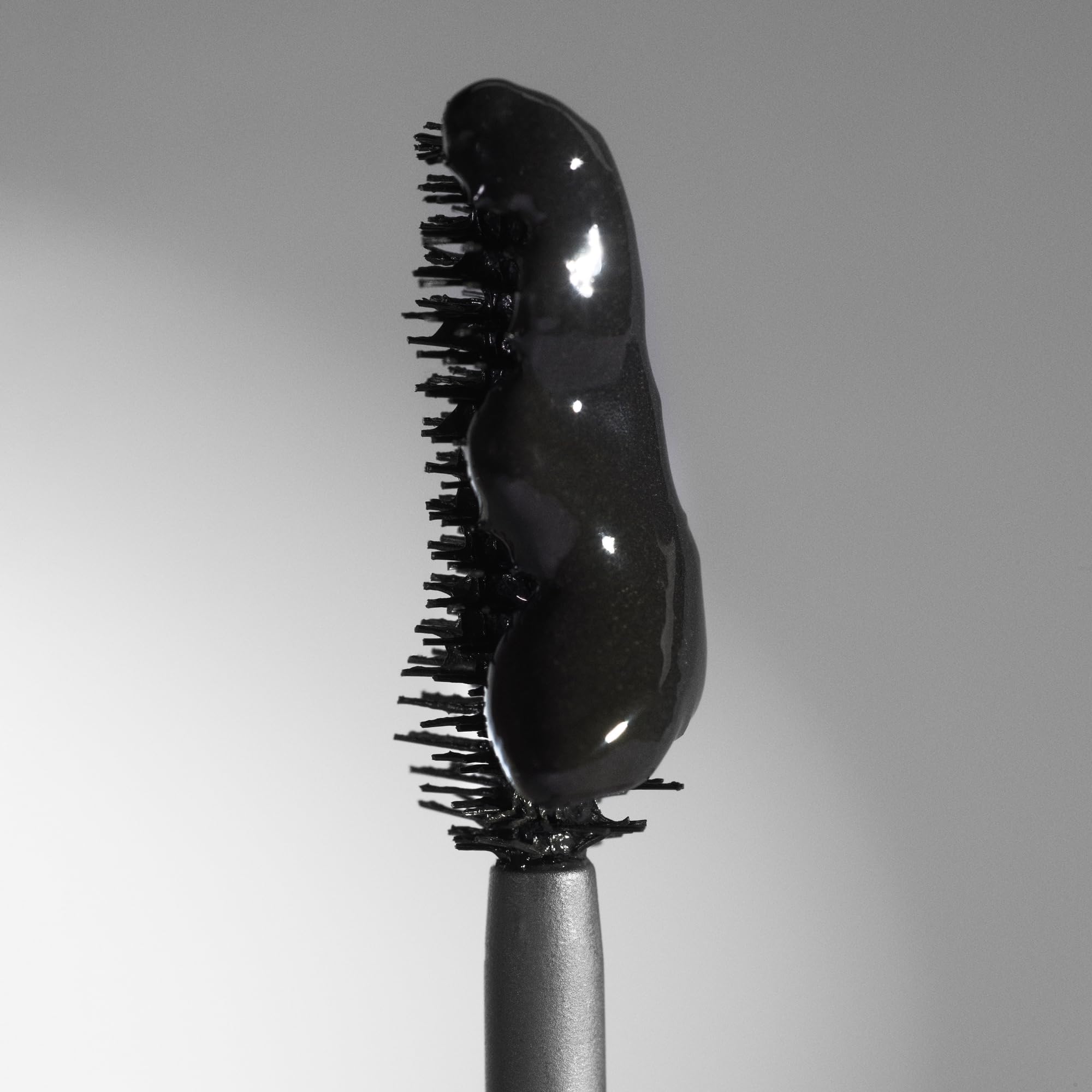 Sisley Paris Phyto-Noir Mascara – Deep Black, 15x Volume, Length & Definition