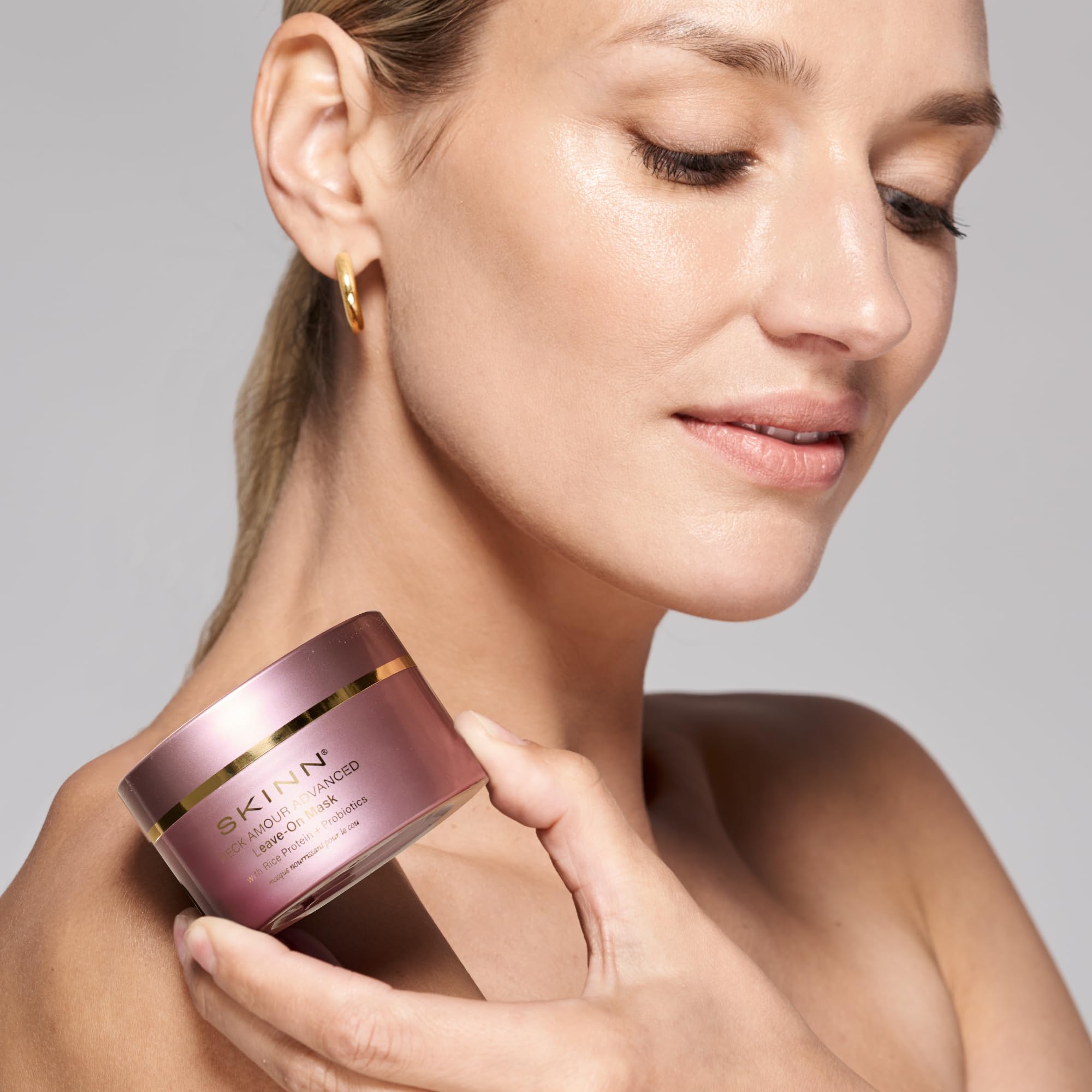 SKINN Neck Amour – Overnight Neck Mask for Firming & Lifting (Men & Women)