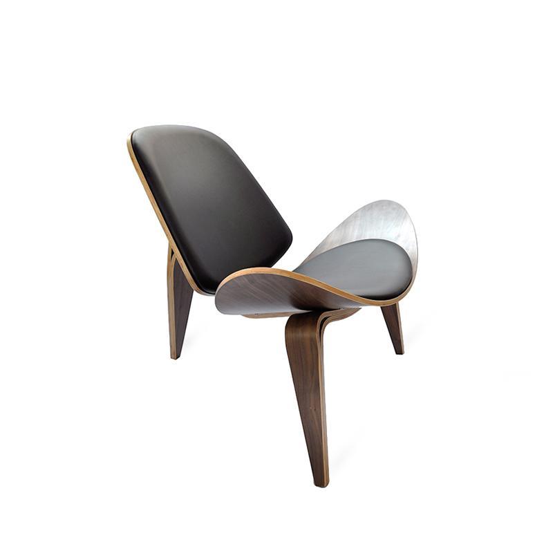Hans Wegner CH07 Shell Chair, Brown & Oak