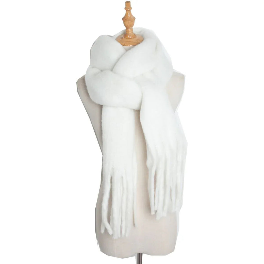 Thick Women's Scarf in Mohair Twist Braid, Stylish Plush Winter Accessory for Warmth and Elegance