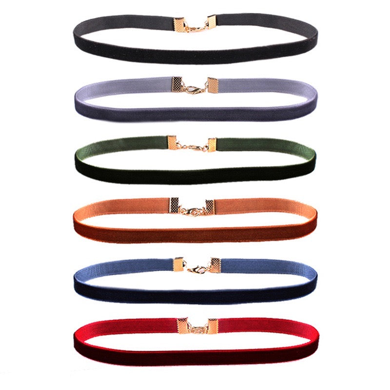 A Set of 6 Gothic Velvet Necklace Collar Choker Halloween Retro Vintage Chain