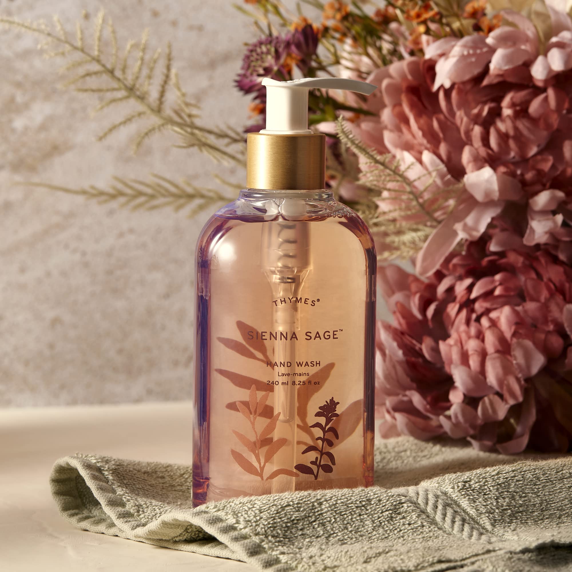 Thymes Moisturizing Hand Wash with Pump – Glycerin & Calendula, Siena Sage (8.25 oz)