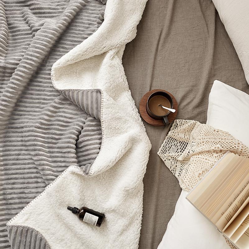 TU32 Blanket
