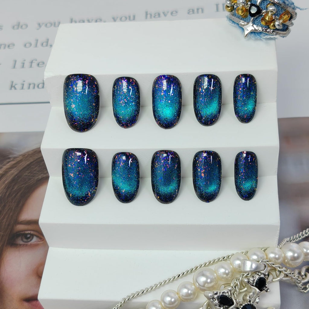 UNIYVOH Starry Sky Oval Nails – Handmade Glitter Press-On Nails (Cat Eye/Aurora)