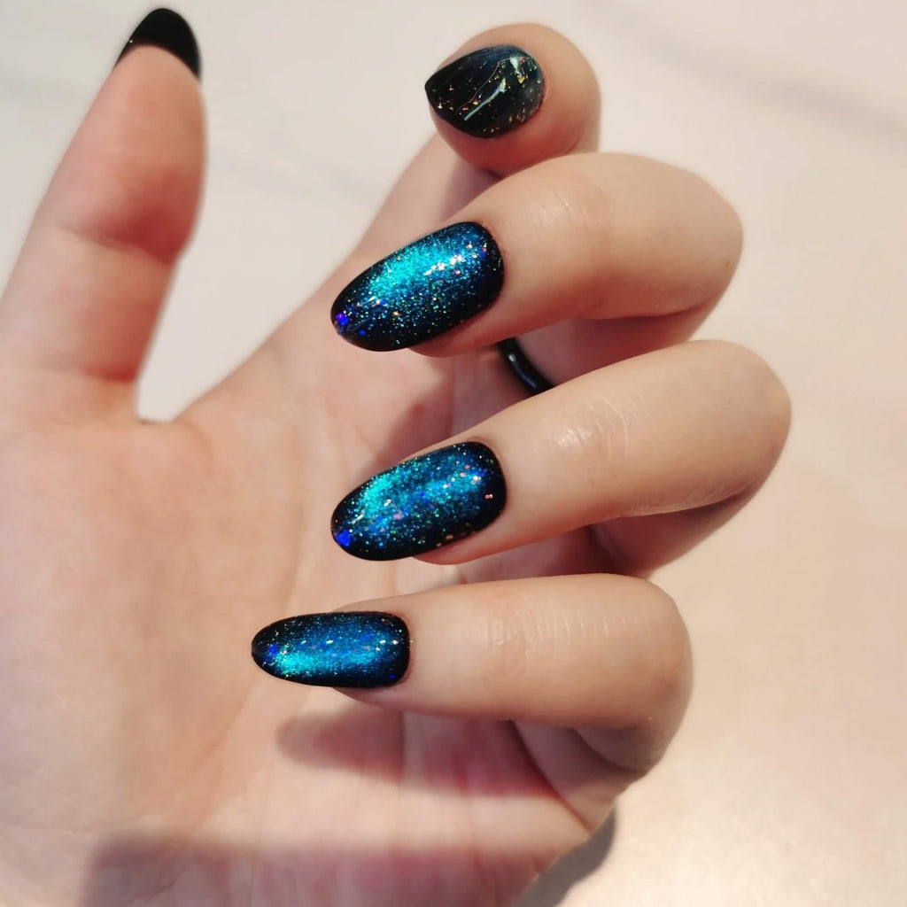 UNIYVOH Starry Sky Oval Nails – Handmade Glitter Press-On Nails (Cat Eye/Aurora)