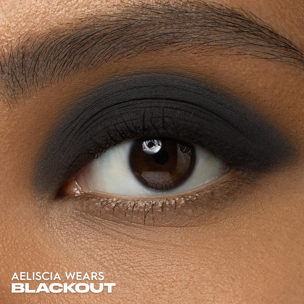 URBAN DECAY 24/7 Longwear Eyeshadow Single – Blackout Matte