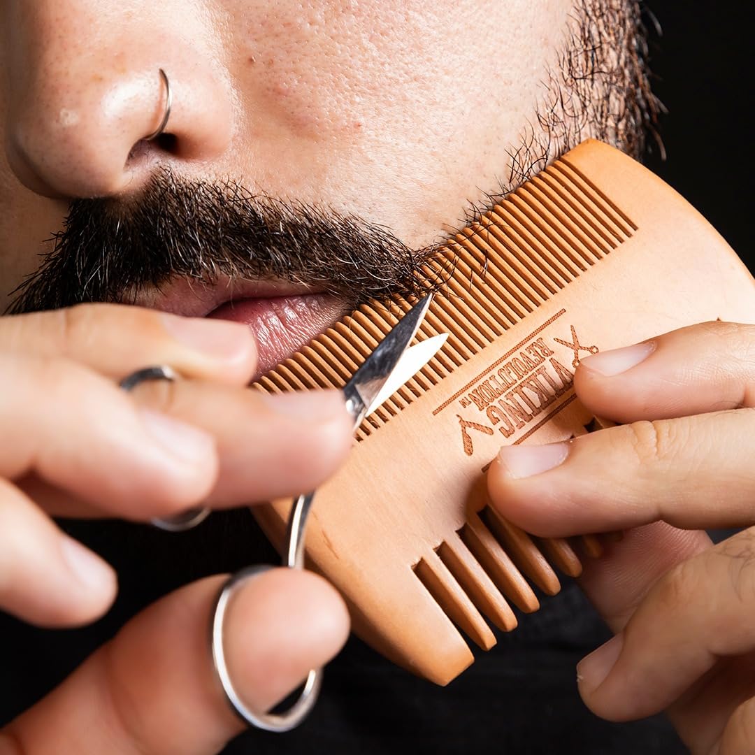 Viking Revolution Ultimate Beard Kit Spiced Vanilla – Beard Grooming Set for Men (Brush, Comb, Oil, Balm, Scissors)