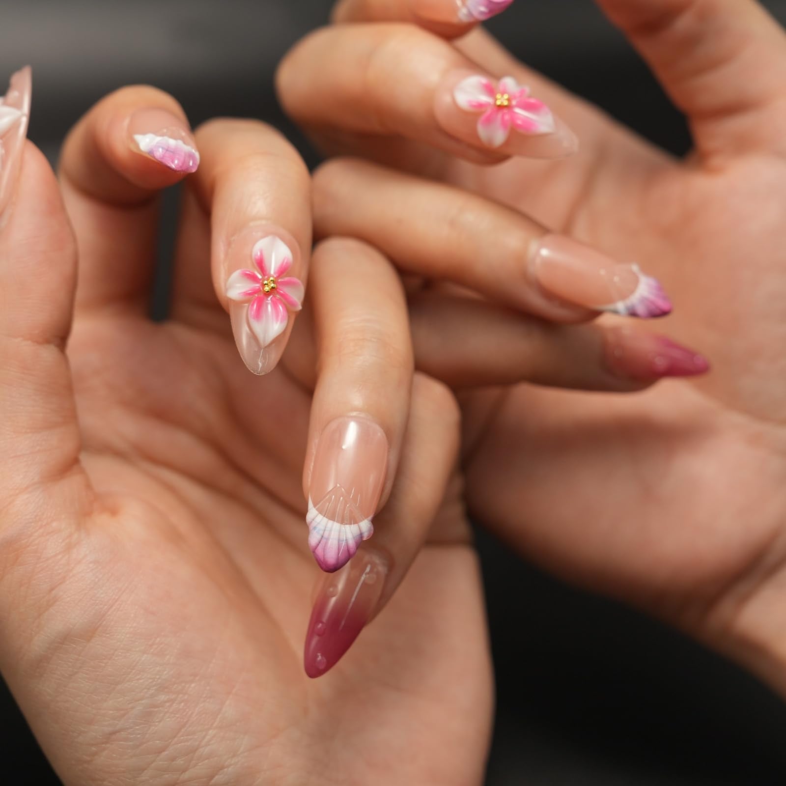 Vlazryk Flower Press Nails – Medium Almond, 3D Ripple Pearl with Gold Chrome Tips