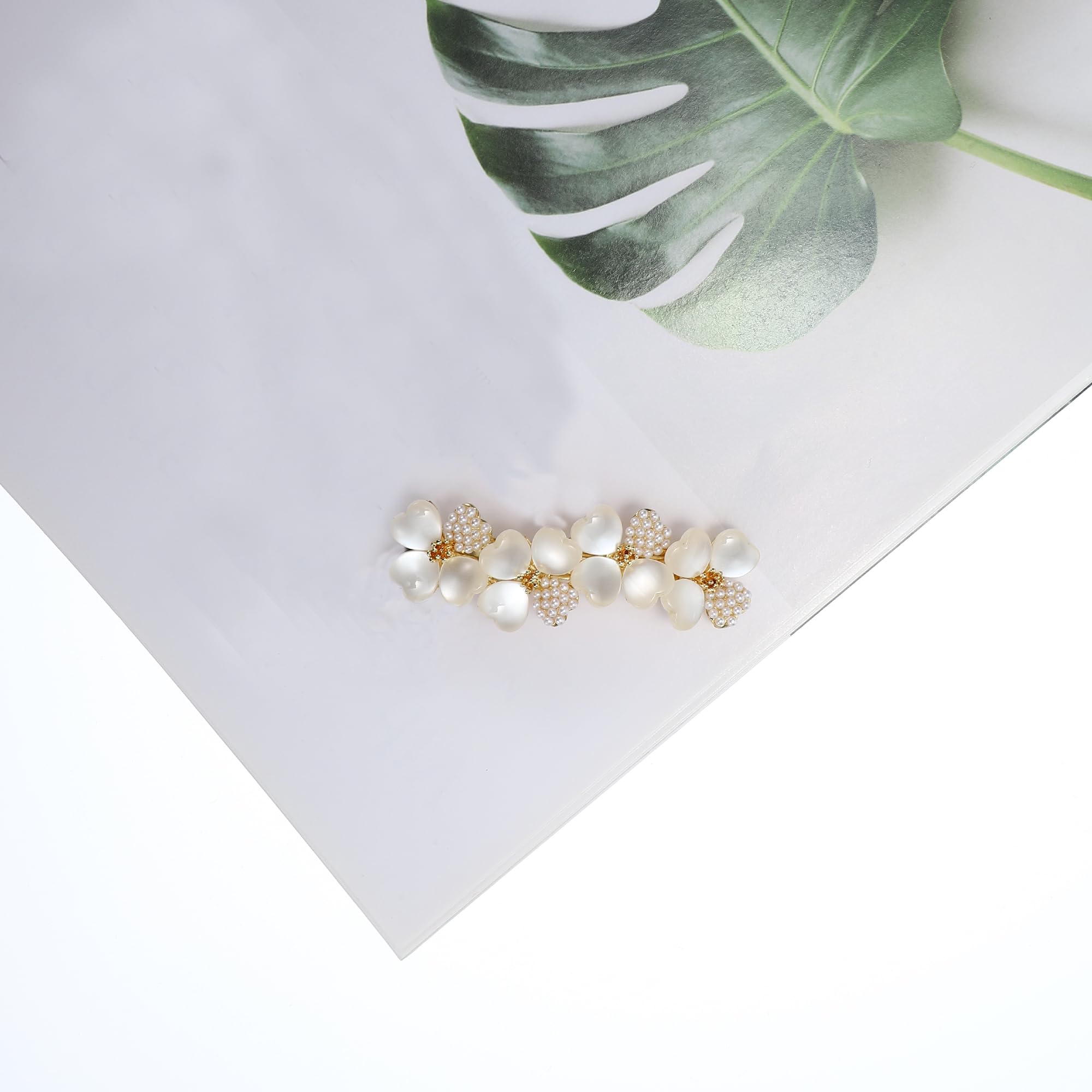 VOCOSTE Vintage Rhinestone Flower Hair Barrette – Small French Crystal Clip – Champagne