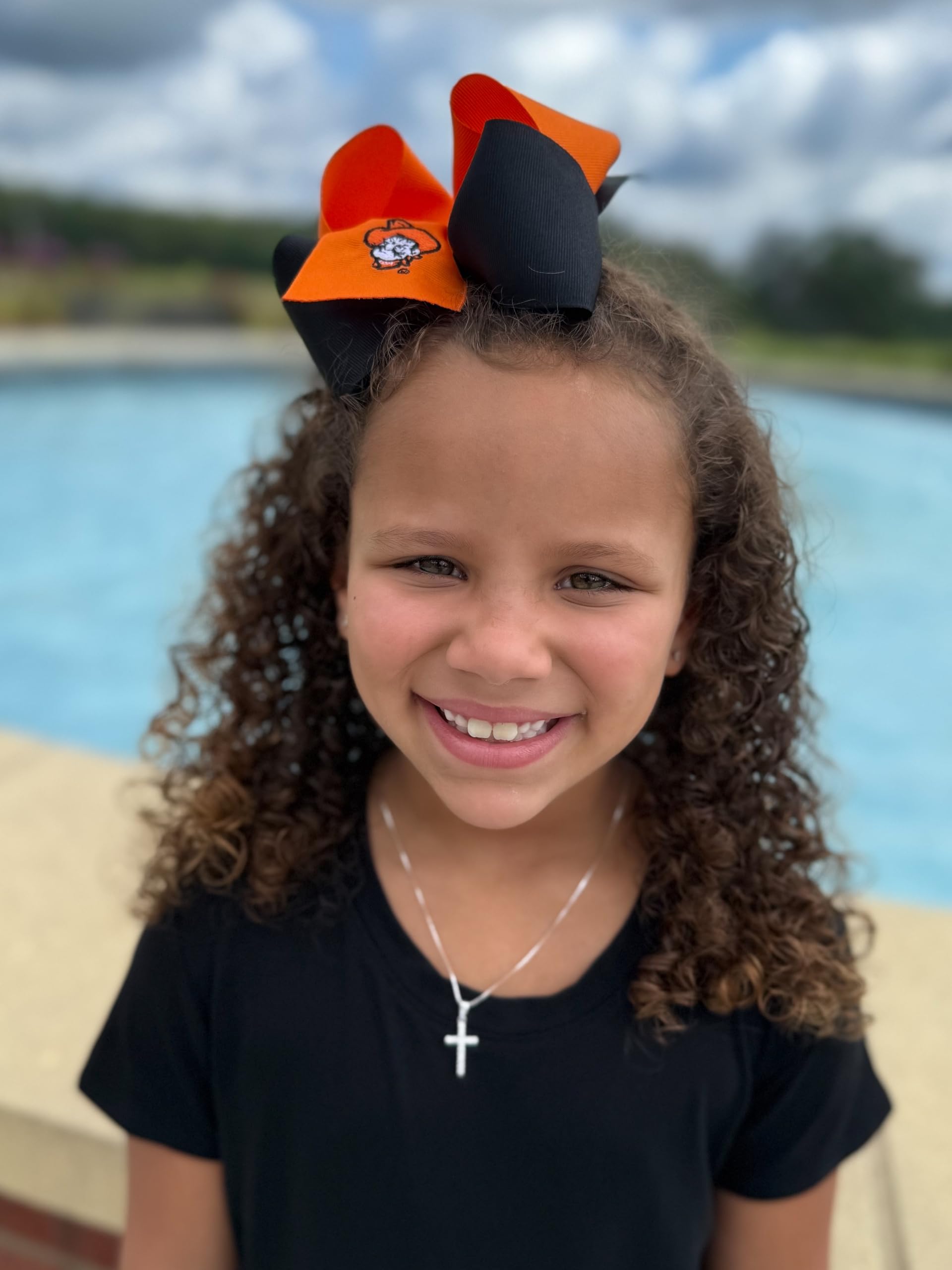 Divine Creations Girls' Collegiate Game Day Two-Tone Hair Bow by Wee Ones on a WeeStay Clip – Oklahoma State