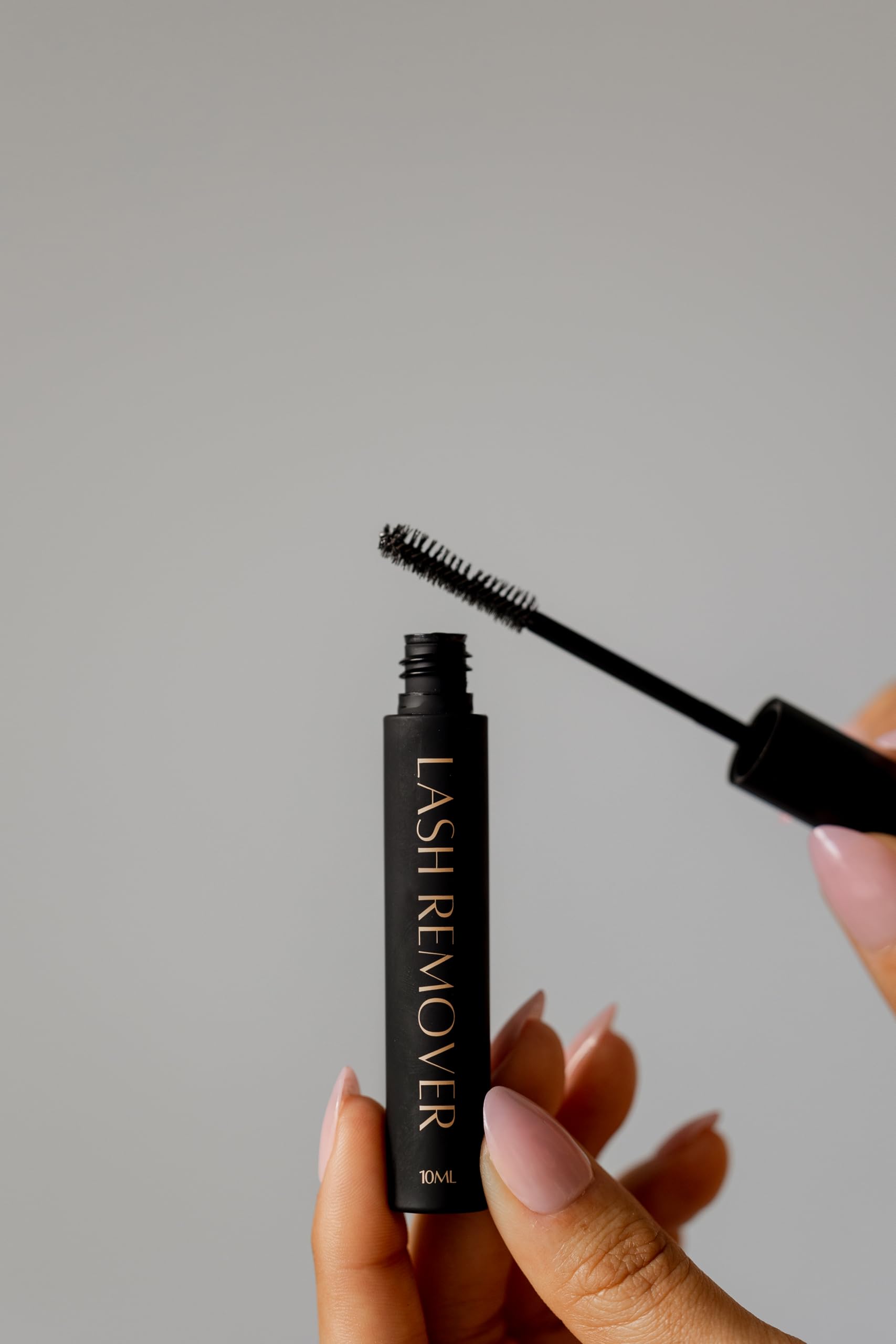 WinkClique Lash Remover with Spoolie – Gentle Lash Adhesive Removal