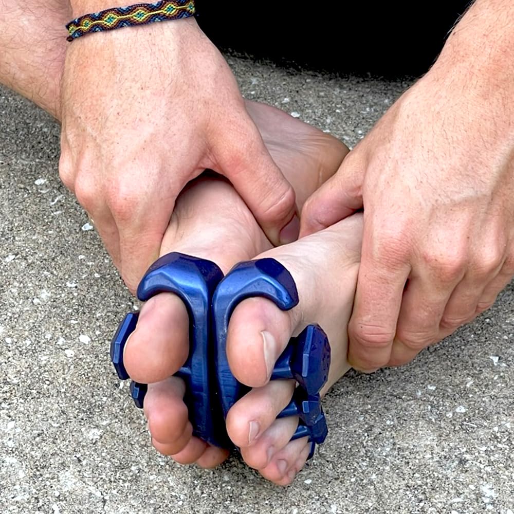 YogaToes Gems for Men – Gel Toe Stretcher & Separator in Metallic Blue | Fits Size 7+