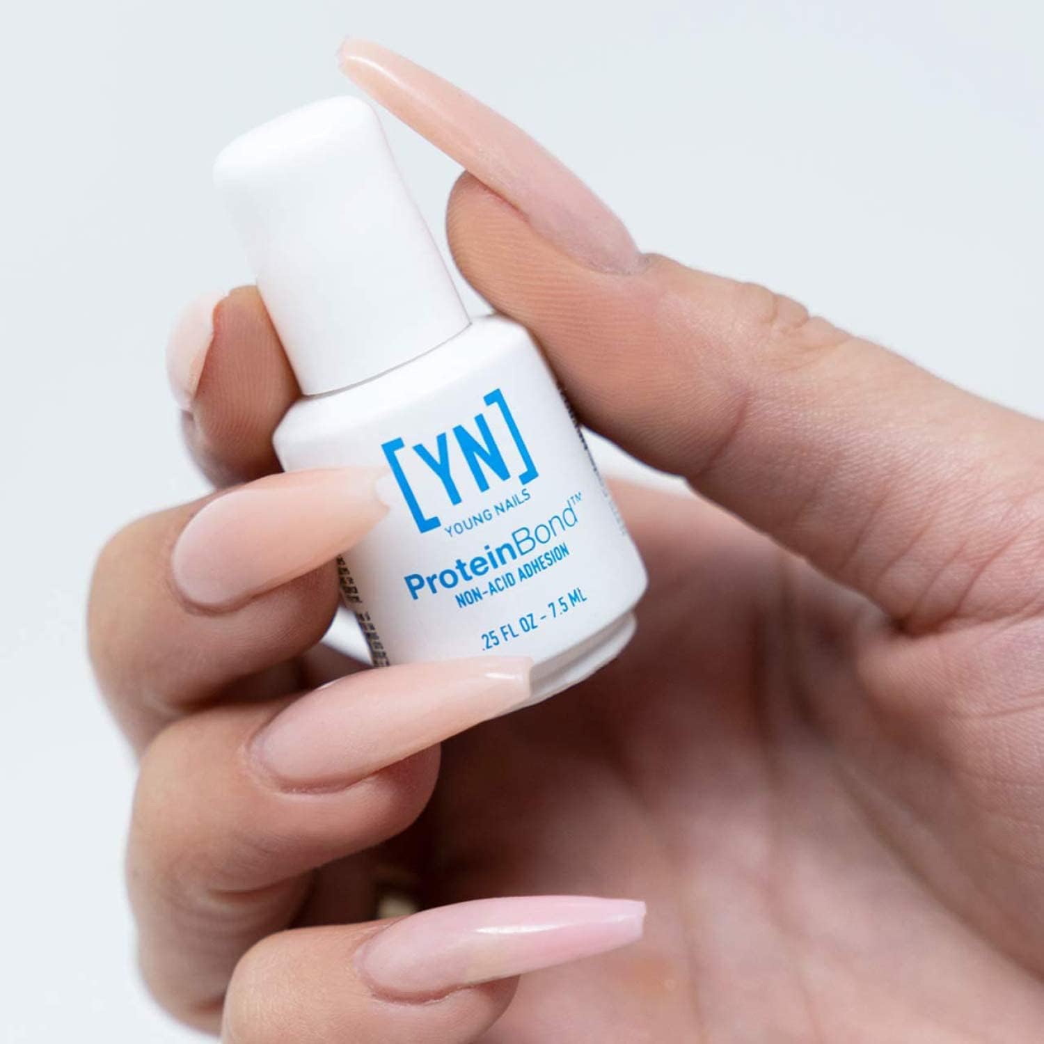 Young Nails Nail Protein Bond – Non-Acidic Bonding Primer for Gel, Acrylic & Polish (0.25 oz)